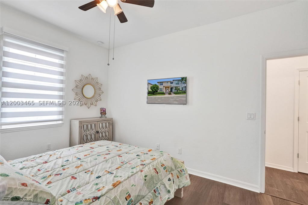 Real estate property located at 4002 Poinciana Ln, Broward, Hillcrest Country Club No, Hollywood, FL