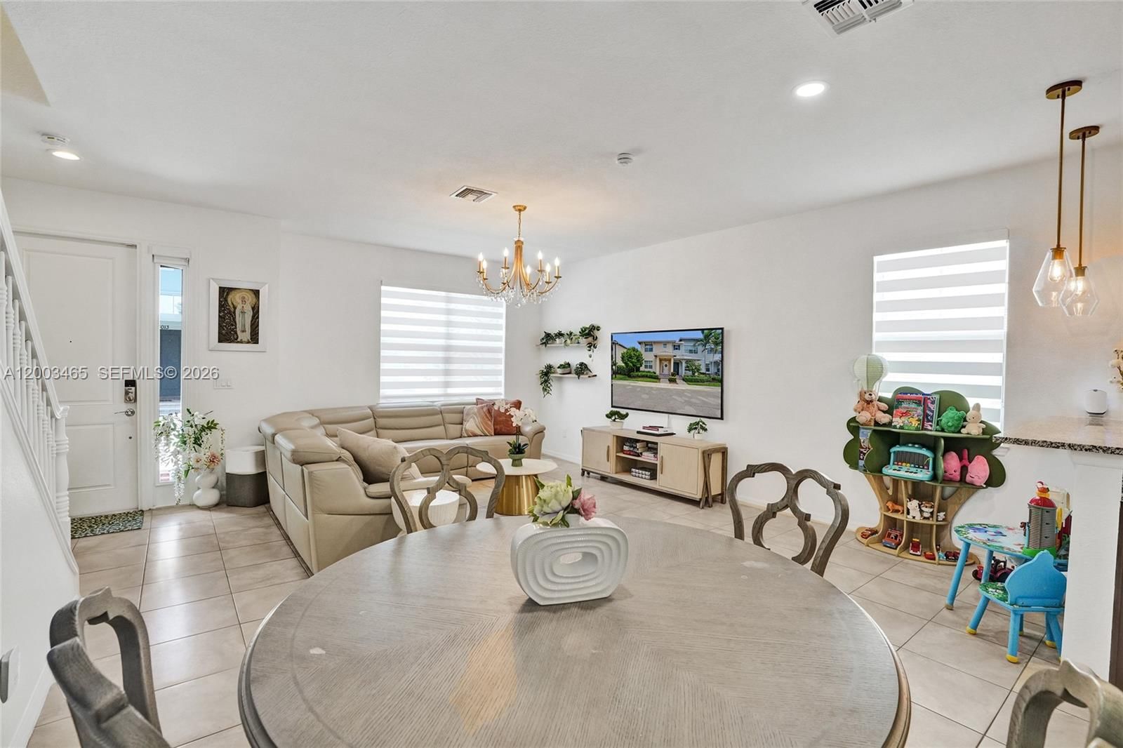 Real estate property located at 4002 Poinciana Ln, Broward, Hillcrest Country Club No, Hollywood, FL