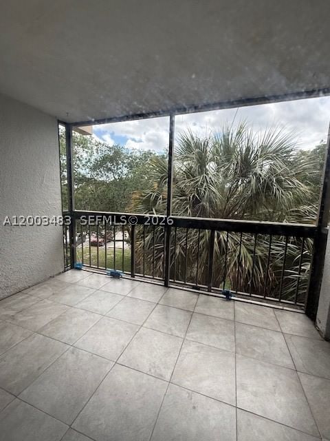 Real estate property located at 8429 Forest Hills Dr #301, Broward, Greenglades Condo Ii, Coral Springs, FL