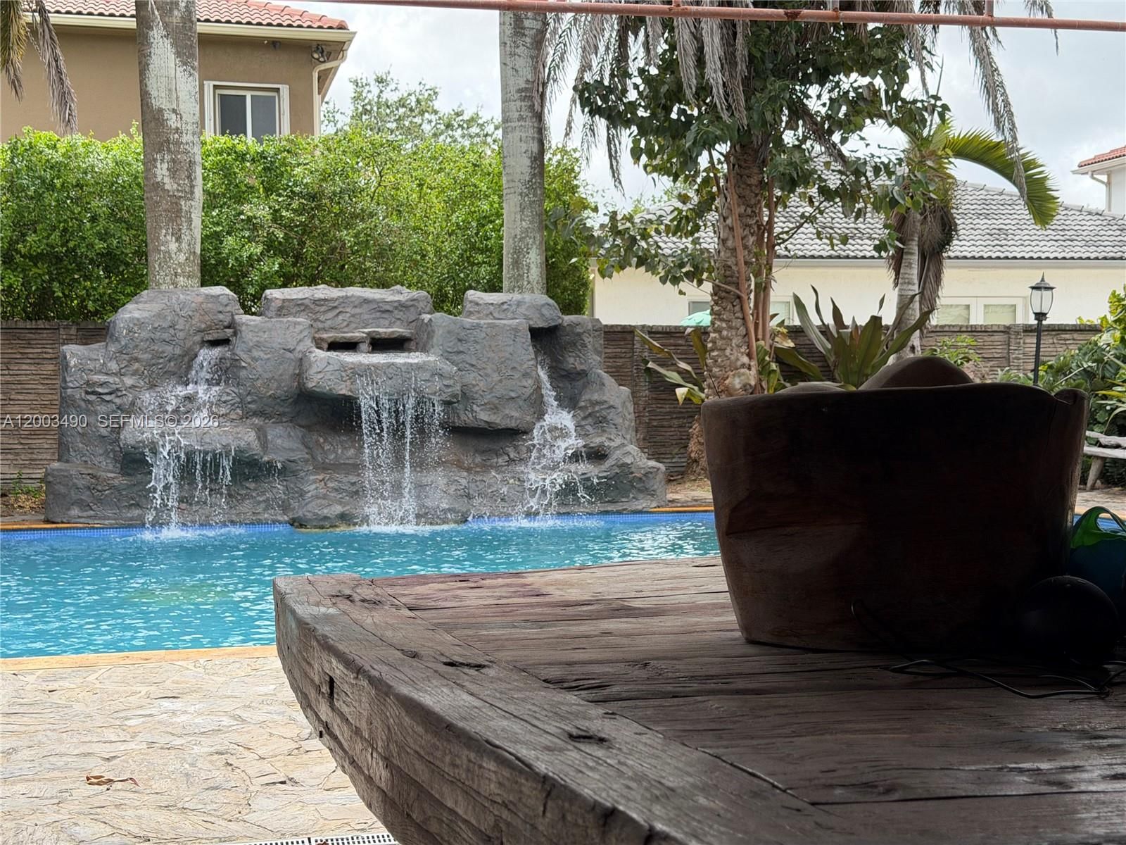 Real estate property located at 8746 140th Ln, Miami-dade, Mene, Miami Lakes, FL