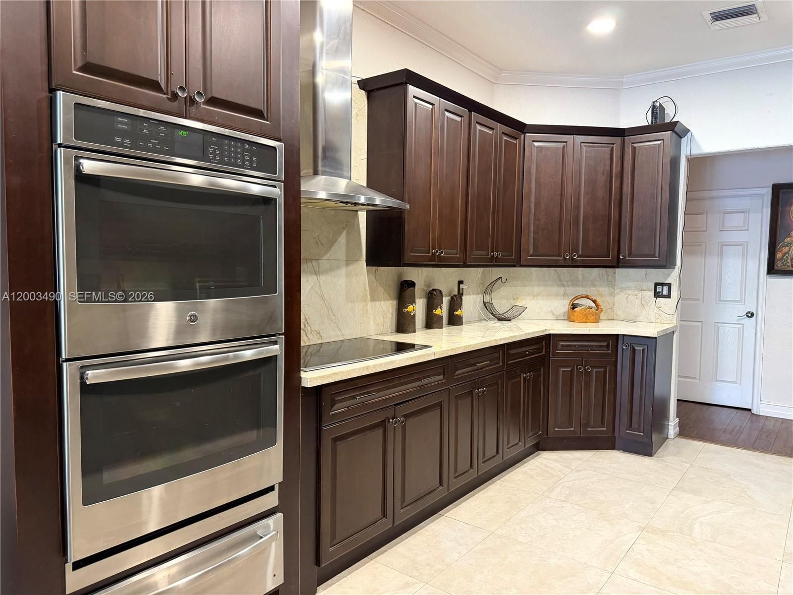 Real estate property located at 8746 140th Ln, Miami-dade, Mene, Miami Lakes, FL