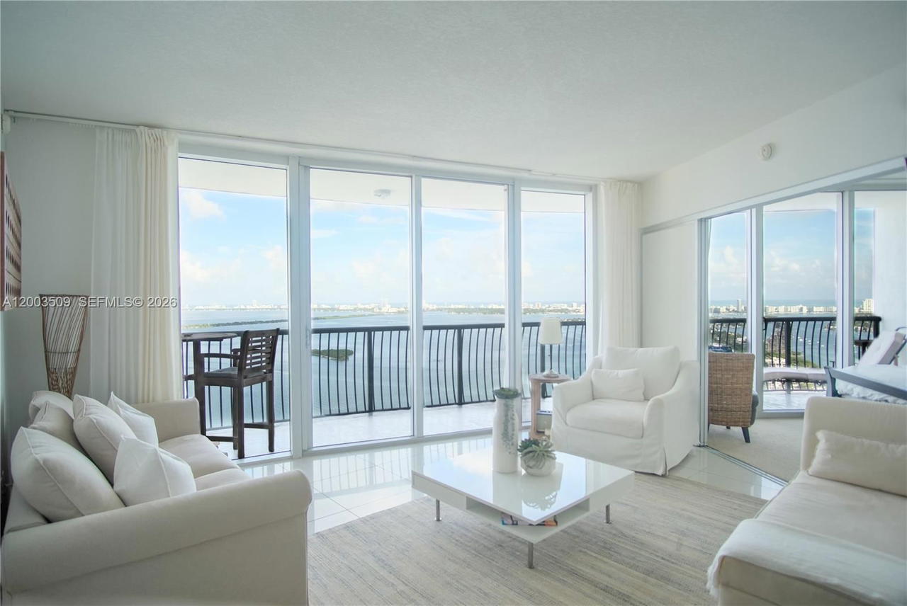 Real estate property located at 1750 Bayshore Dr #4601, Miami-dade, Opera Tower Condo, Miami, FL