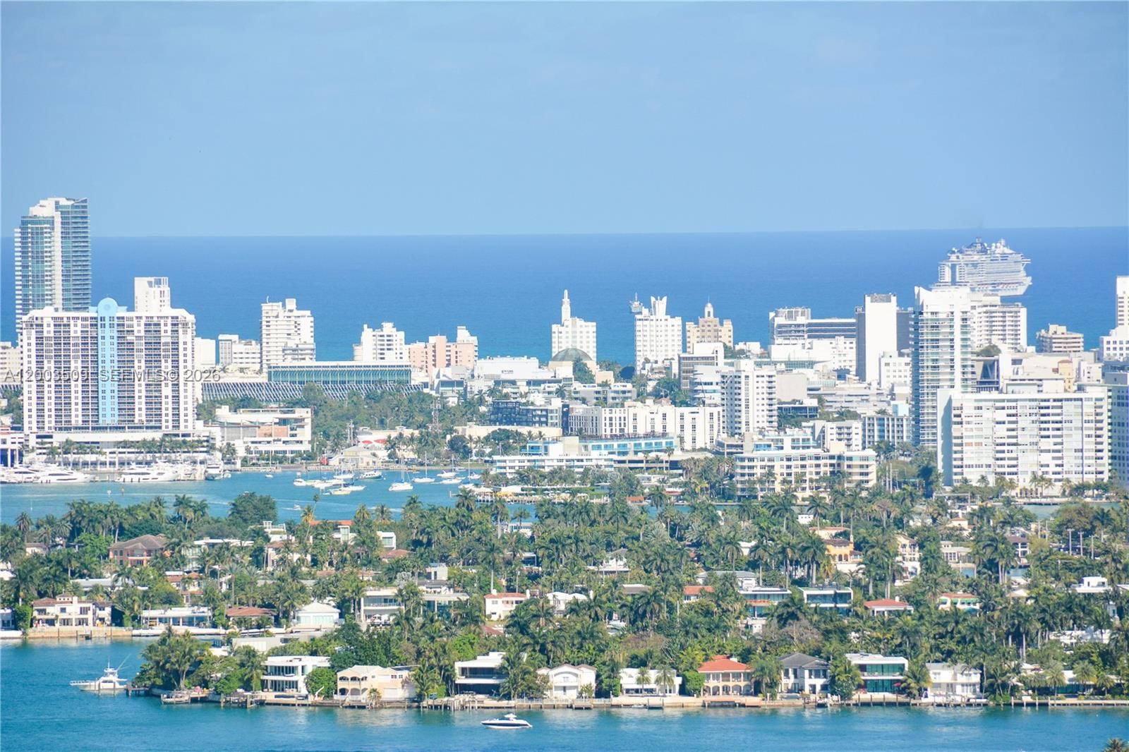 Real estate property located at 1750 Bayshore Dr #4601, Miami-dade, Opera Tower Condo, Miami, FL