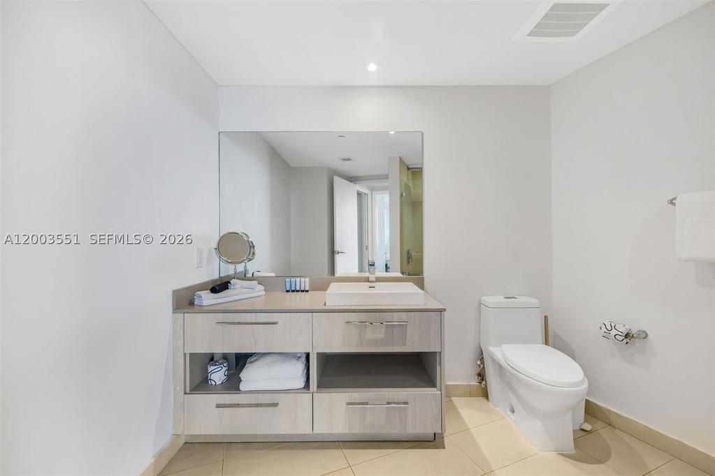 Real estate property located at 4111 Ocean Dr #2207, Broward, 4111 South Ocean Drive Co, Hollywood, FL