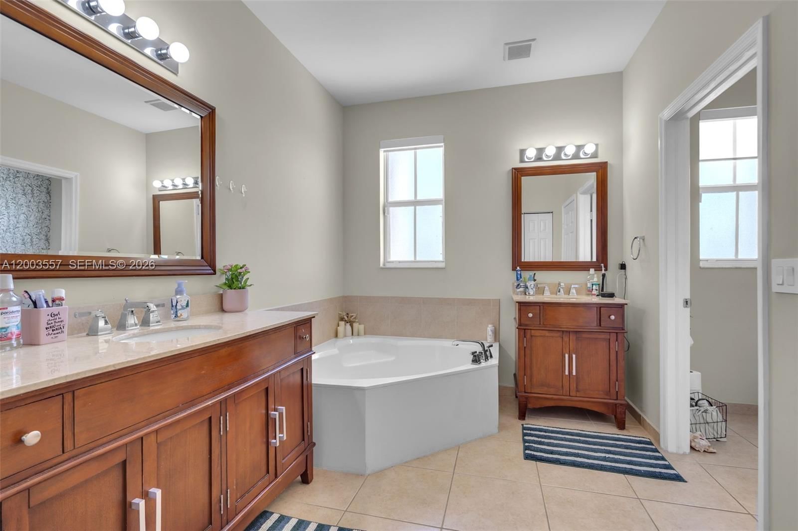 Real estate property located at 10788 76th Ln, Miami-dade, Reserve At Doral East, Doral, FL