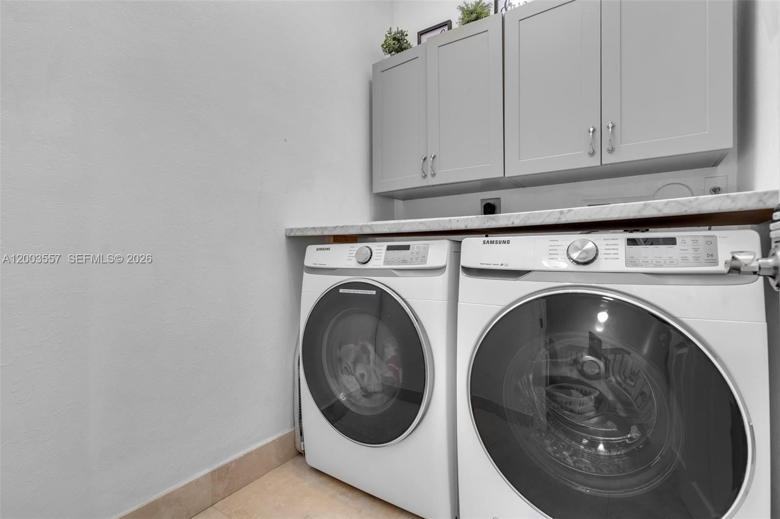 Real estate property located at 10788 76th Ln, Miami-dade, Reserve At Doral East, Doral, FL