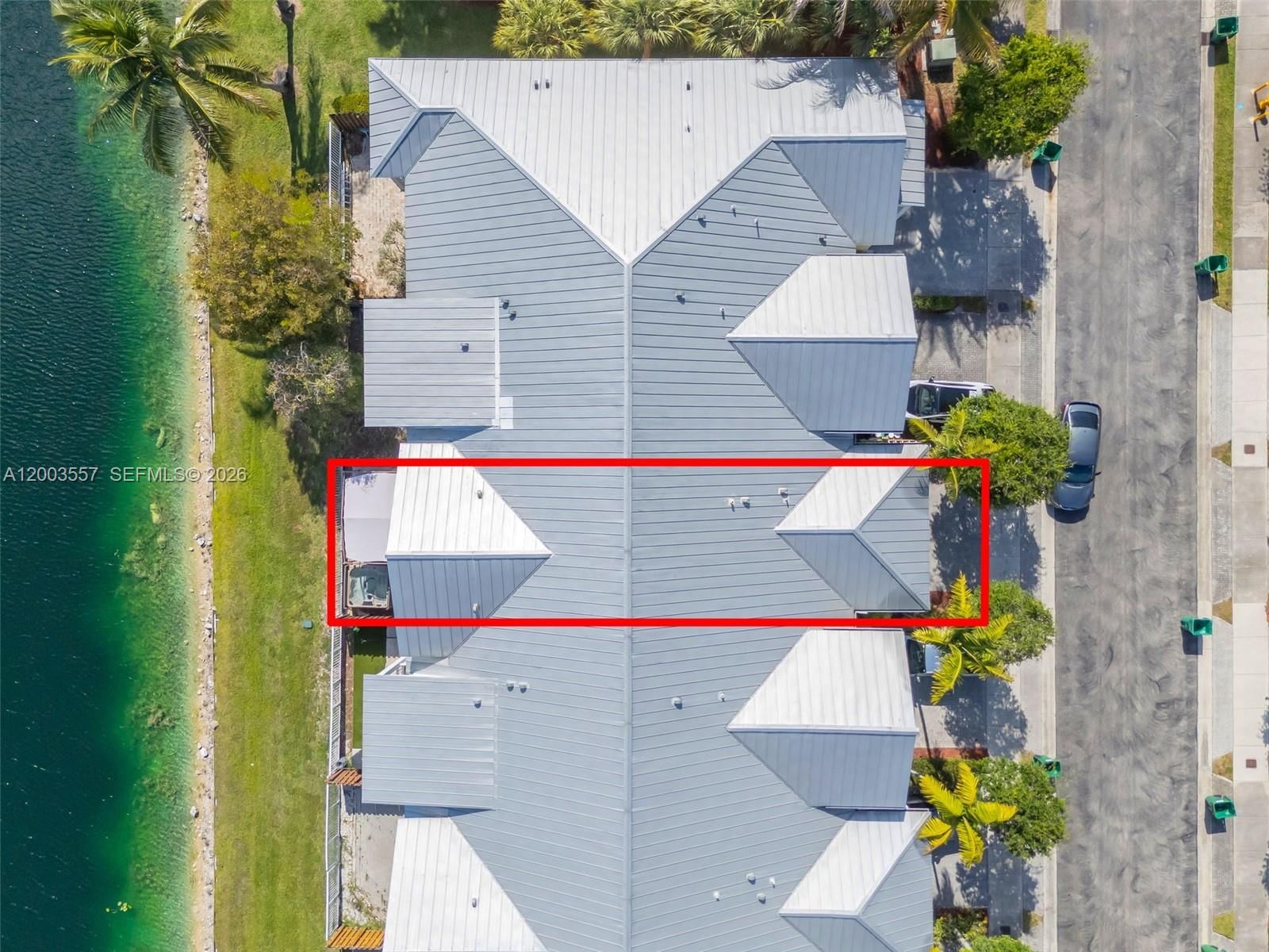 Real estate property located at 10788 76th Ln, Miami-dade, Reserve At Doral East, Doral, FL