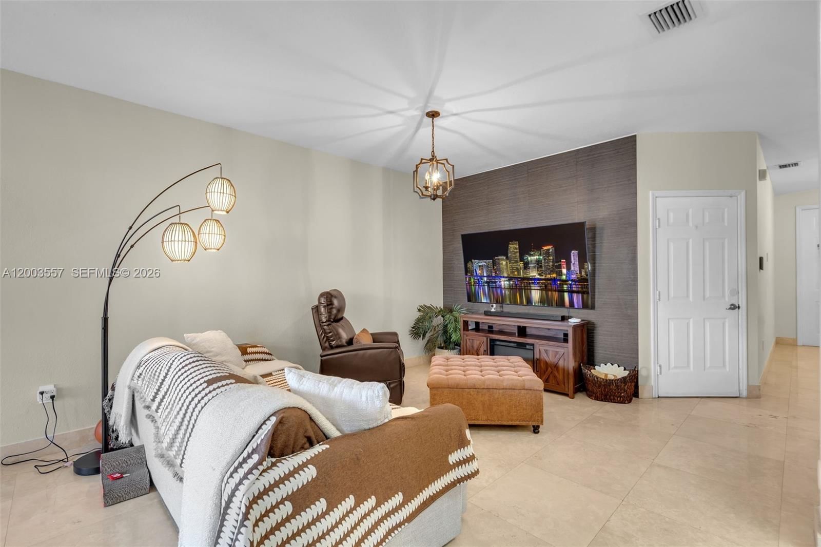 Real estate property located at 10788 76th Ln, Miami-dade, Reserve At Doral East, Doral, FL