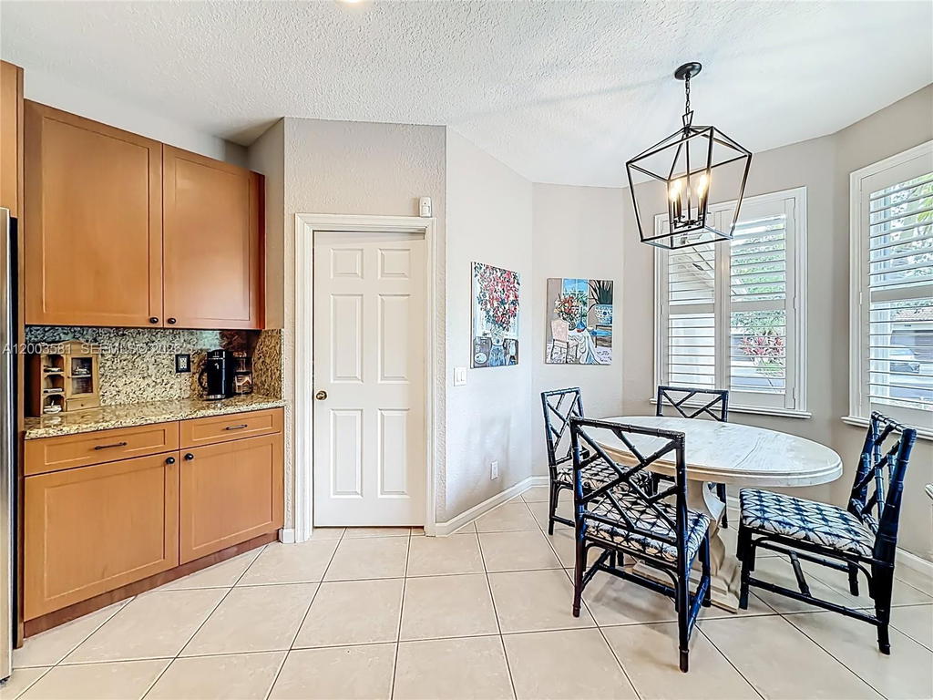 Real estate property located at 1668 Winterberry Ln, Broward, Sector 2- Parcels 21b 22, Weston, FL