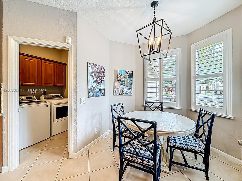 Real estate property located at 1668 Winterberry Ln, Broward, Sector 2- Parcels 21b 22, Weston, FL