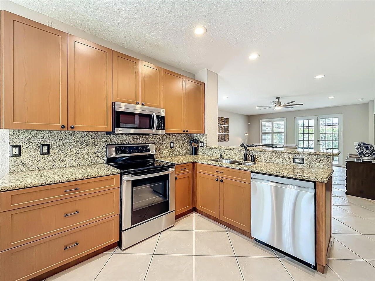 Real estate property located at 1668 Winterberry Ln, Broward, Sector 2- Parcels 21b 22, Weston, FL