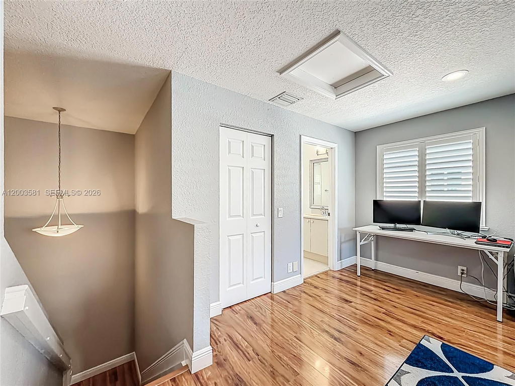 Real estate property located at 1668 Winterberry Ln, Broward, Sector 2- Parcels 21b 22, Weston, FL
