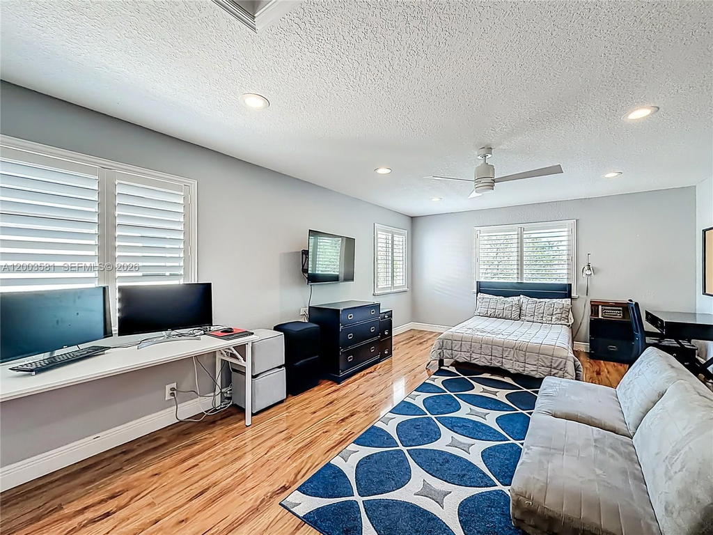 Real estate property located at 1668 Winterberry Ln, Broward, Sector 2- Parcels 21b 22, Weston, FL