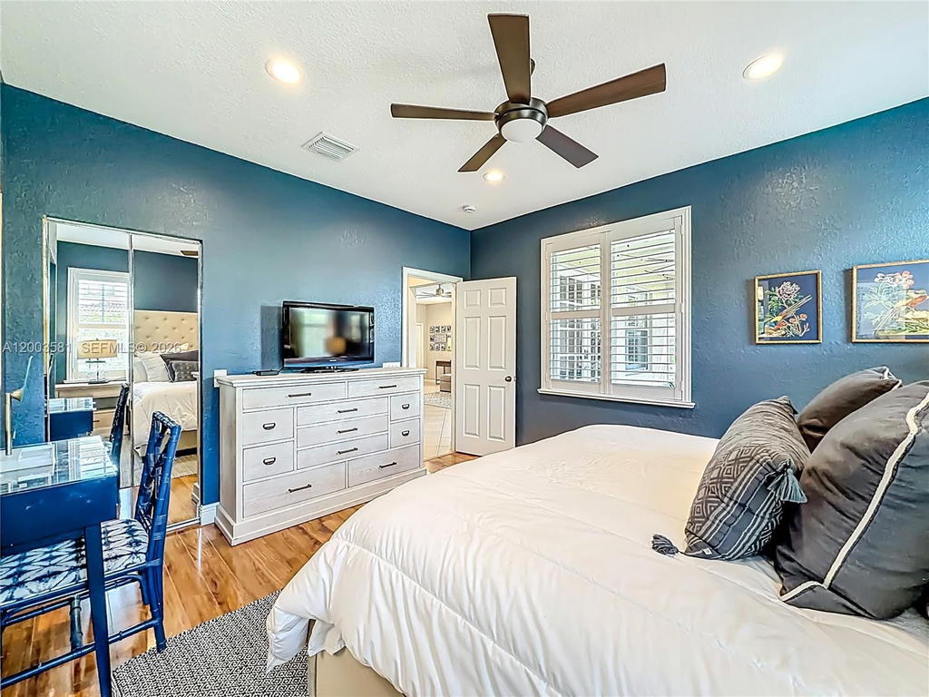Real estate property located at 1668 Winterberry Ln, Broward, Sector 2- Parcels 21b 22, Weston, FL