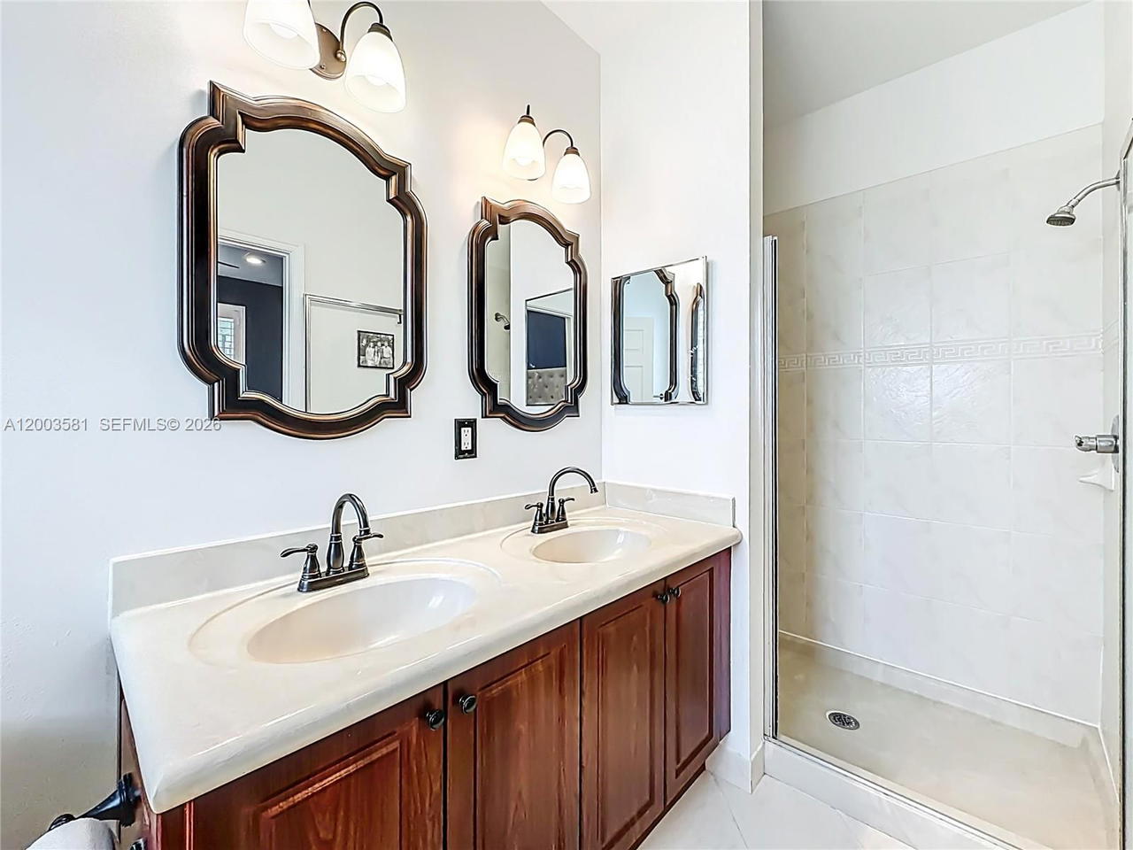 Real estate property located at 1668 Winterberry Ln, Broward, Sector 2- Parcels 21b 22, Weston, FL