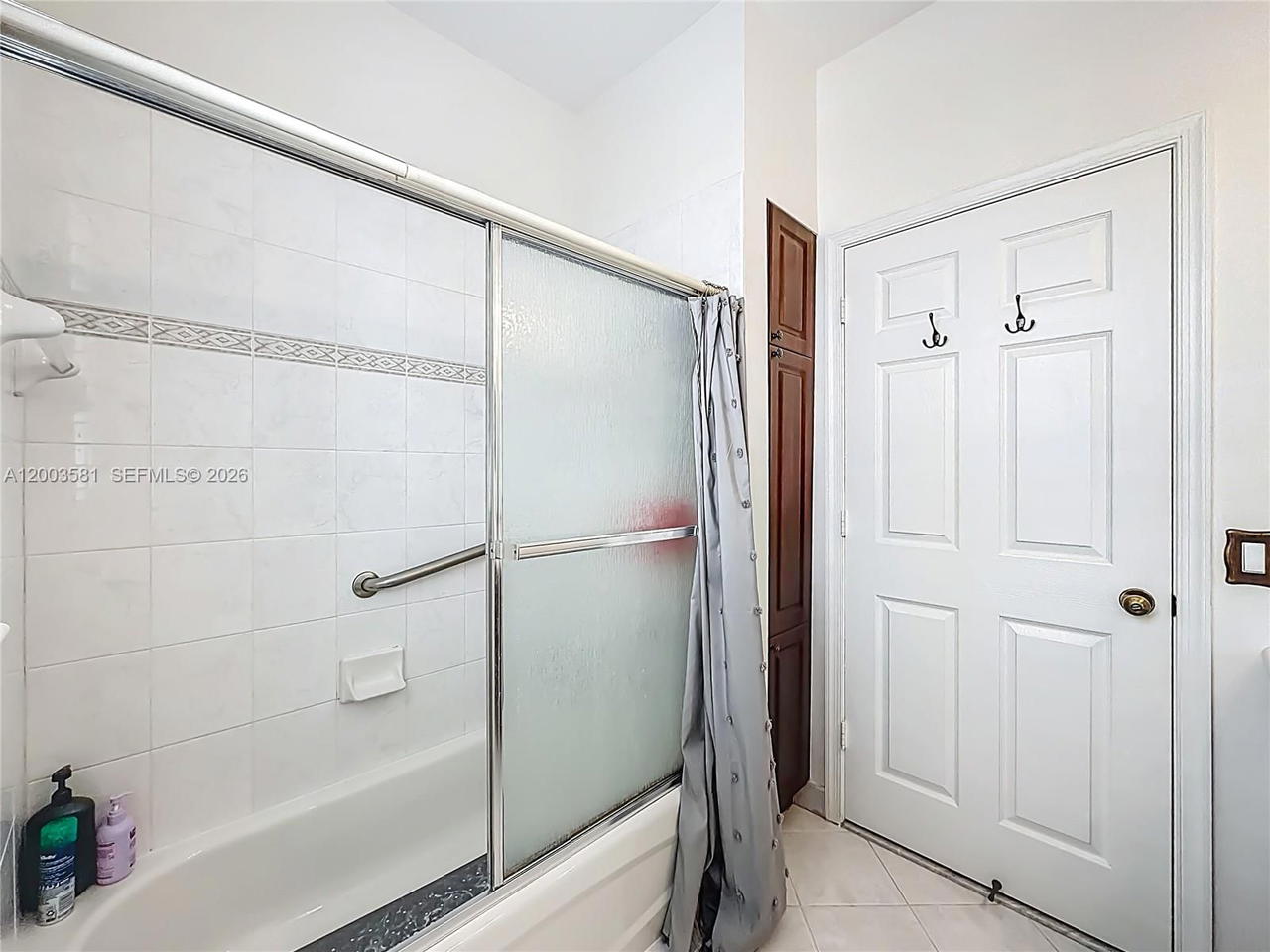 Real estate property located at 1668 Winterberry Ln, Broward, Sector 2- Parcels 21b 22, Weston, FL