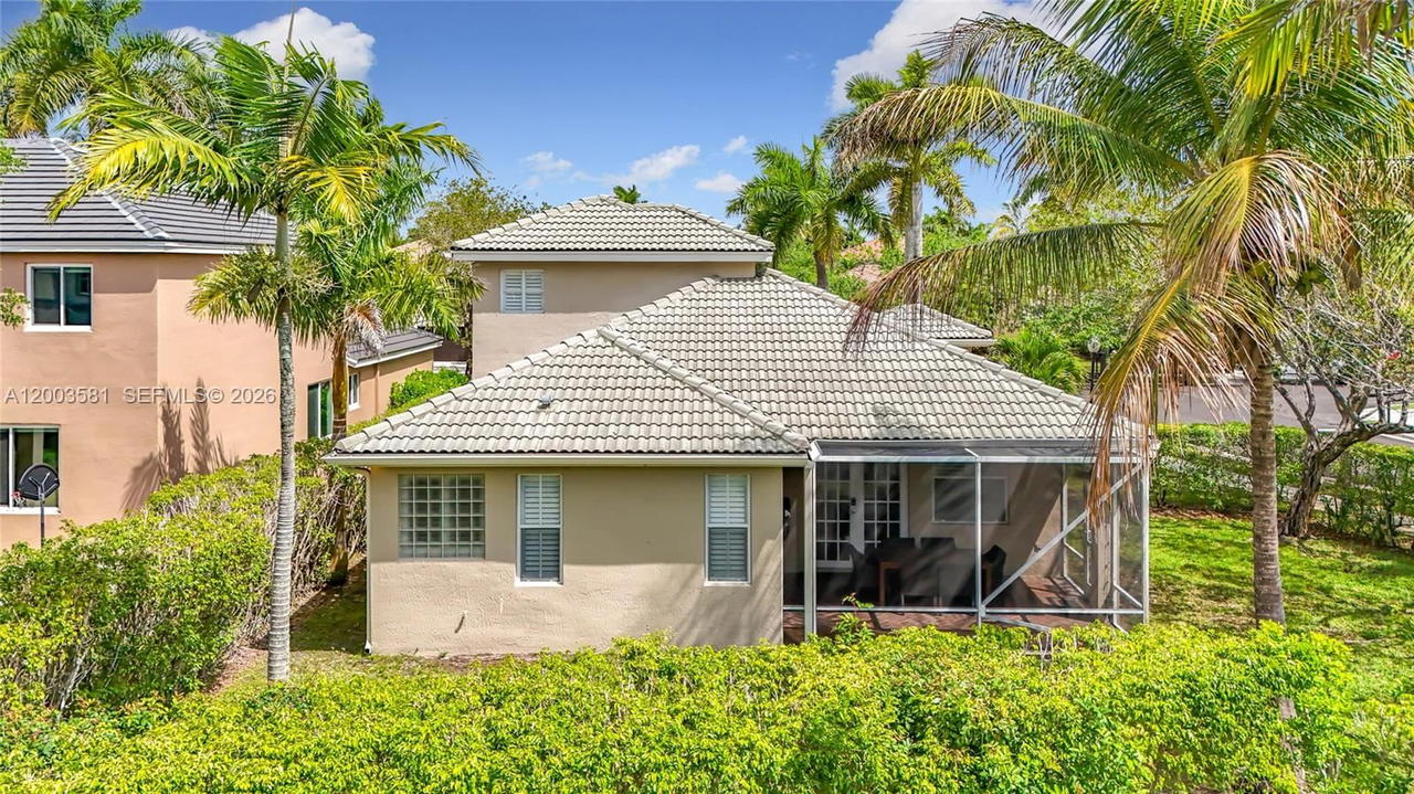 Real estate property located at 1668 Winterberry Ln, Broward, Sector 2- Parcels 21b 22, Weston, FL