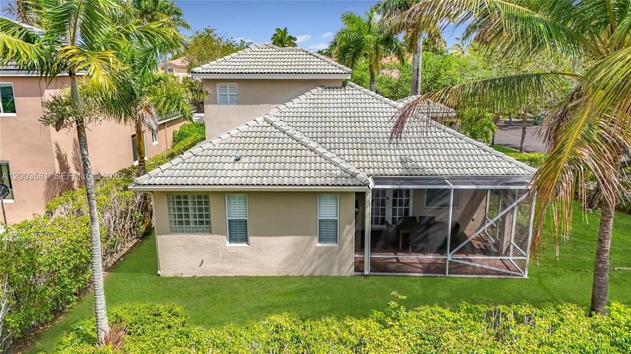 Real estate property located at 1668 Winterberry Ln, Broward, Sector 2- Parcels 21b 22, Weston, FL