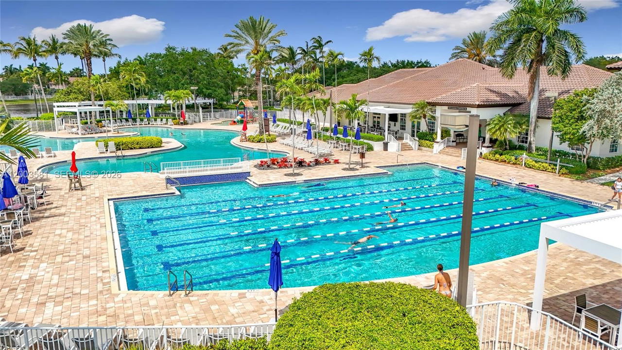 Real estate property located at 1668 Winterberry Ln, Broward, Sector 2- Parcels 21b 22, Weston, FL