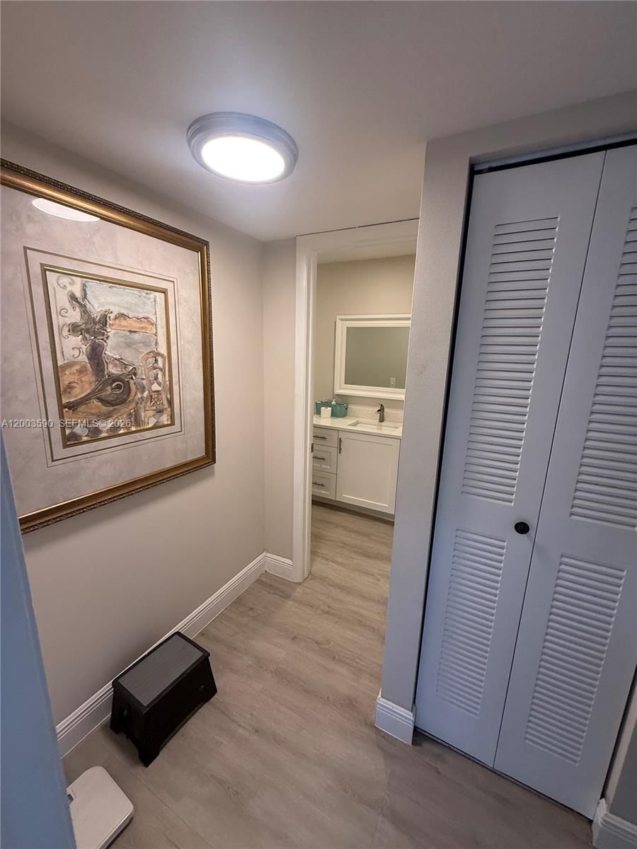 Real estate property located at 7703 Ashmont Cir #213, Broward, Ashmont Condominium F, Tamarac, FL