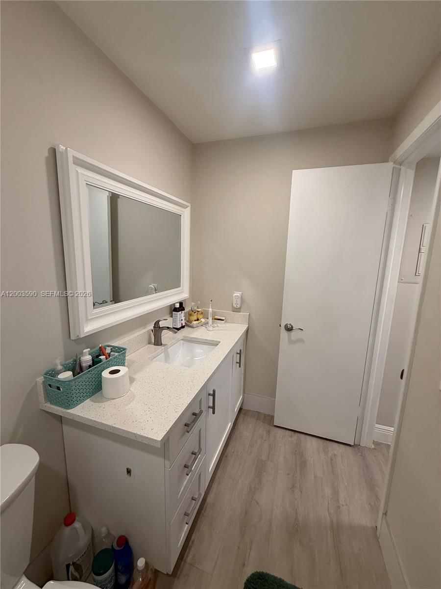Real estate property located at 7703 Ashmont Cir #213, Broward, Ashmont Condominium F, Tamarac, FL