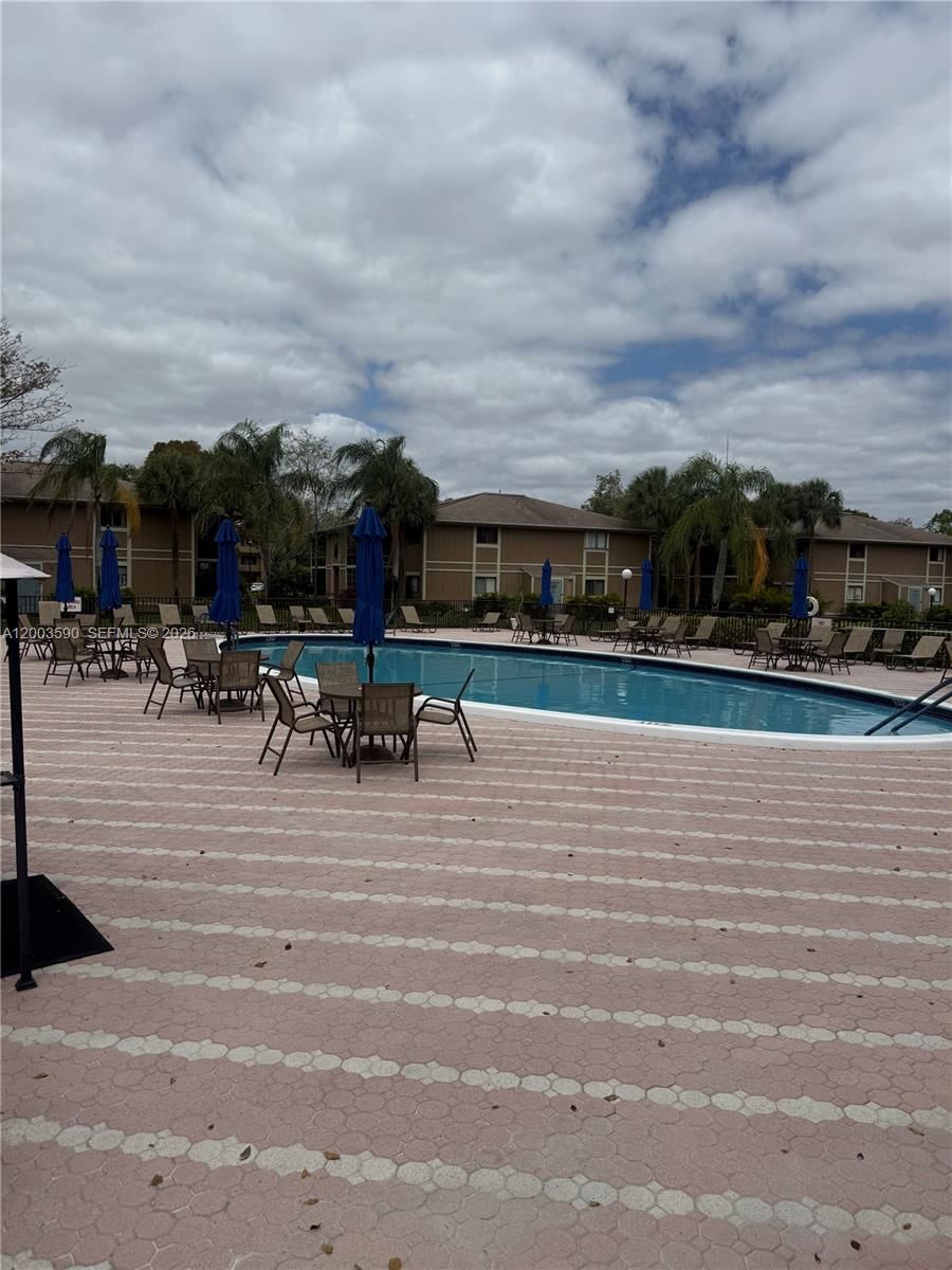 Real estate property located at 7703 Ashmont Cir #213, Broward, Ashmont Condominium F, Tamarac, FL