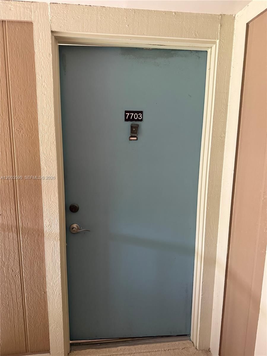 Real estate property located at 7703 Ashmont Cir #213, Broward, Ashmont Condominium F, Tamarac, FL