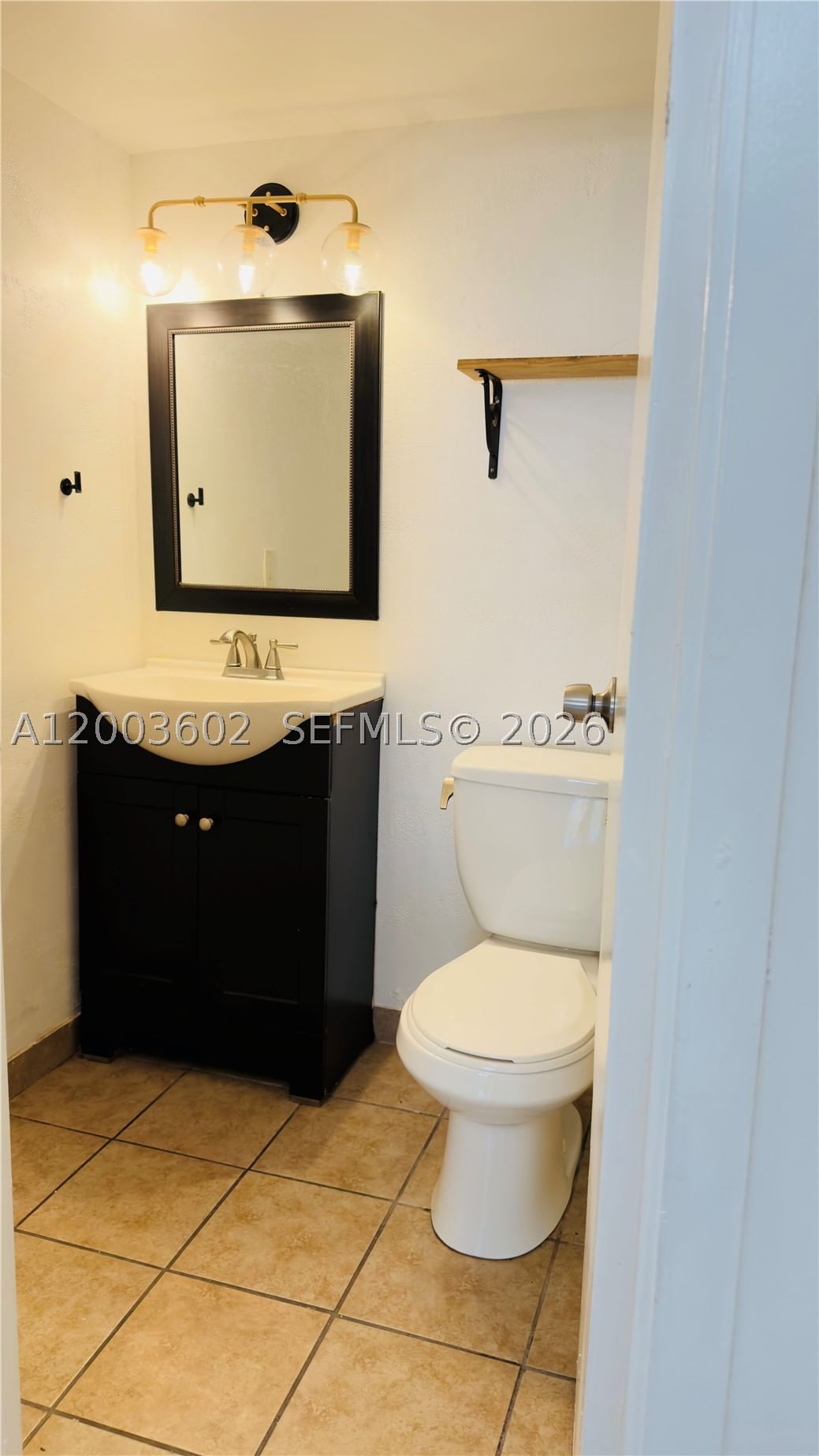 Real estate property located at 5855 Washington St #90, Broward, Hampton Court Condo, Hollywood, FL