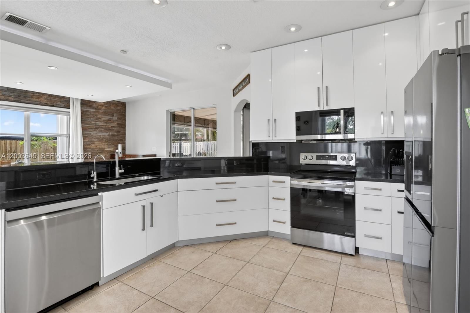 Real estate property located at 19010 23rd Ct, Broward, Big Sky Plat - Keystone Lk, Pembroke Pines, FL