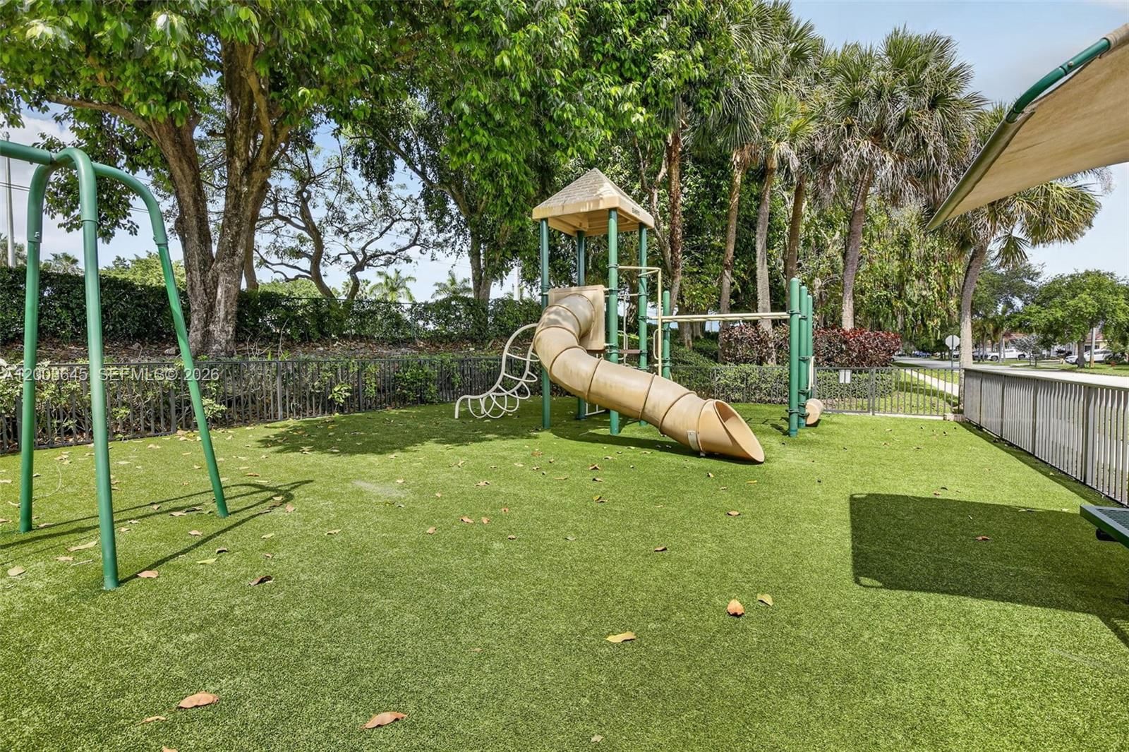 Real estate property located at 19010 23rd Ct, Broward, Big Sky Plat - Keystone Lk, Pembroke Pines, FL