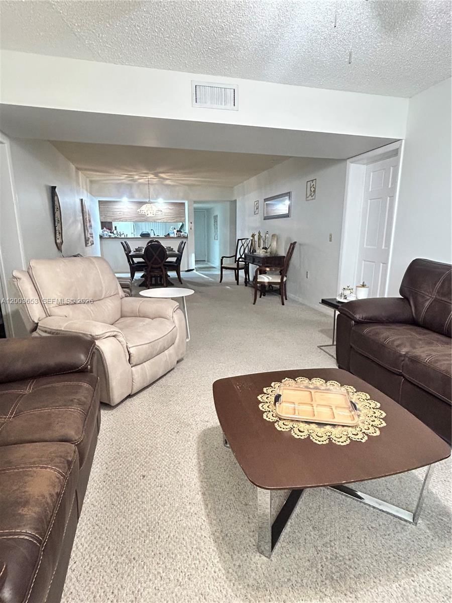 Real estate property located at 1701 Whitehall Dr #403, Broward, Condo 27 Of Whitehall Con, Davie, FL