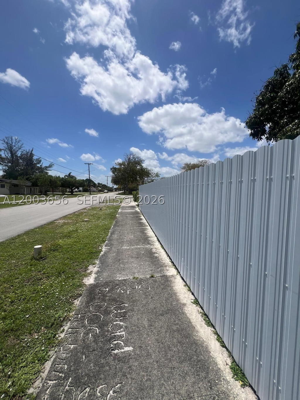 Real estate property located at 2831 189th St, Miami-dade, Carol City 4th Addn, Miami Gardens, FL