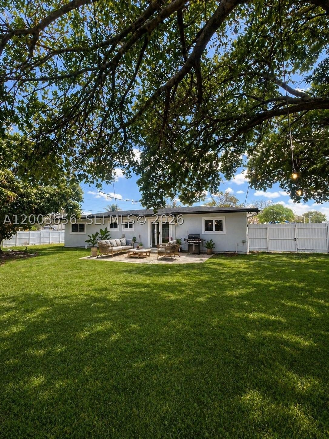 Real estate property located at 2831 189th St, Miami-dade, Carol City 4th Addn, Miami Gardens, FL