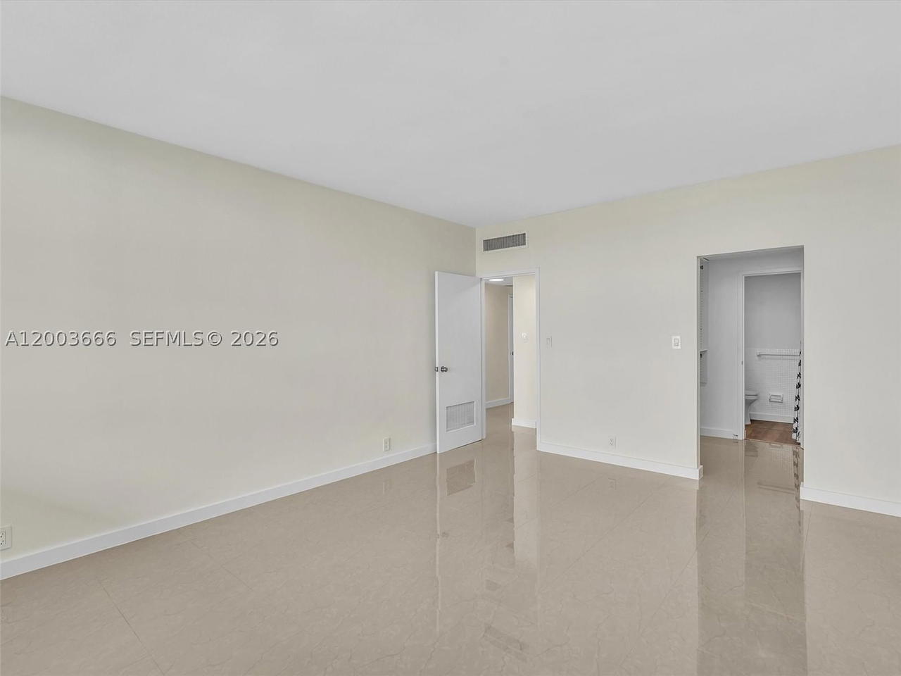 Real estate property located at 20 Island Ave #1203, Miami-dade, Belle Plaza Condo, Miami Beach, FL
