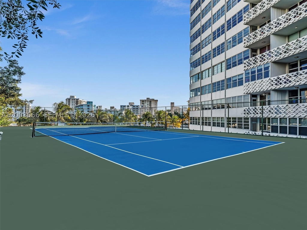 Real estate property located at 20 Island Ave #1203, Miami-dade, Belle Plaza Condo, Miami Beach, FL