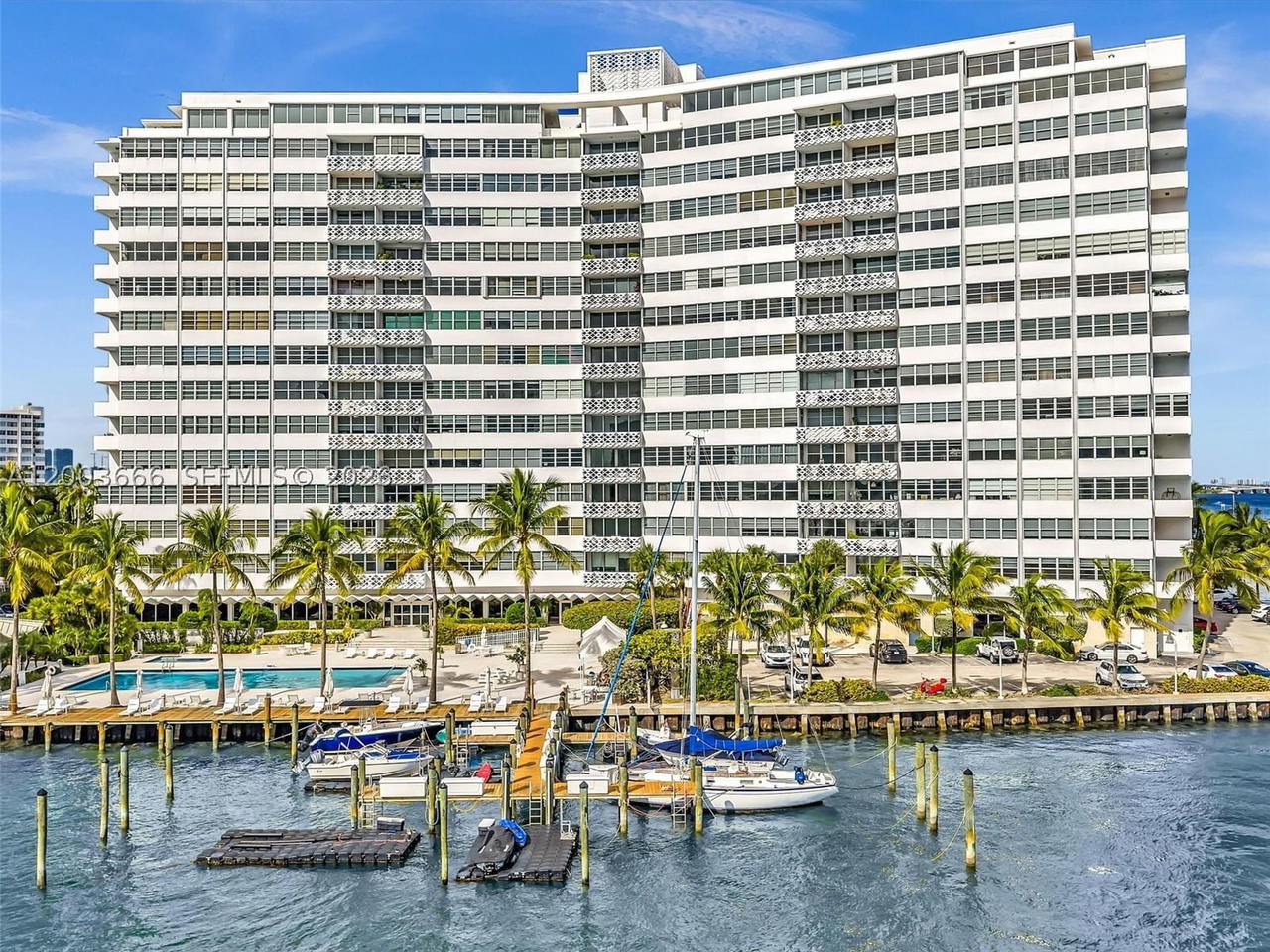 Real estate property located at 20 Island Ave #1203, Miami-dade, Belle Plaza Condo, Miami Beach, FL