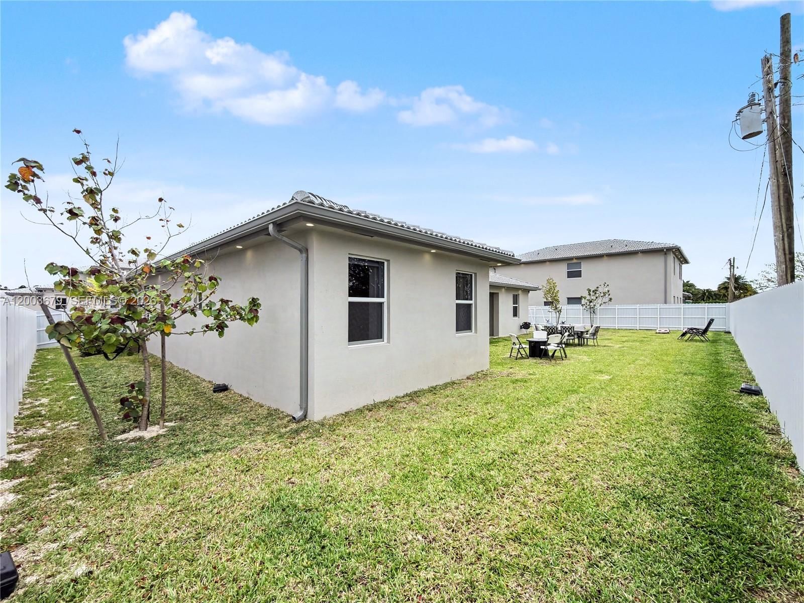 Real estate property located at 13218 189th Ter, Miami-dade, Tregor Estates Ii, Miami, FL