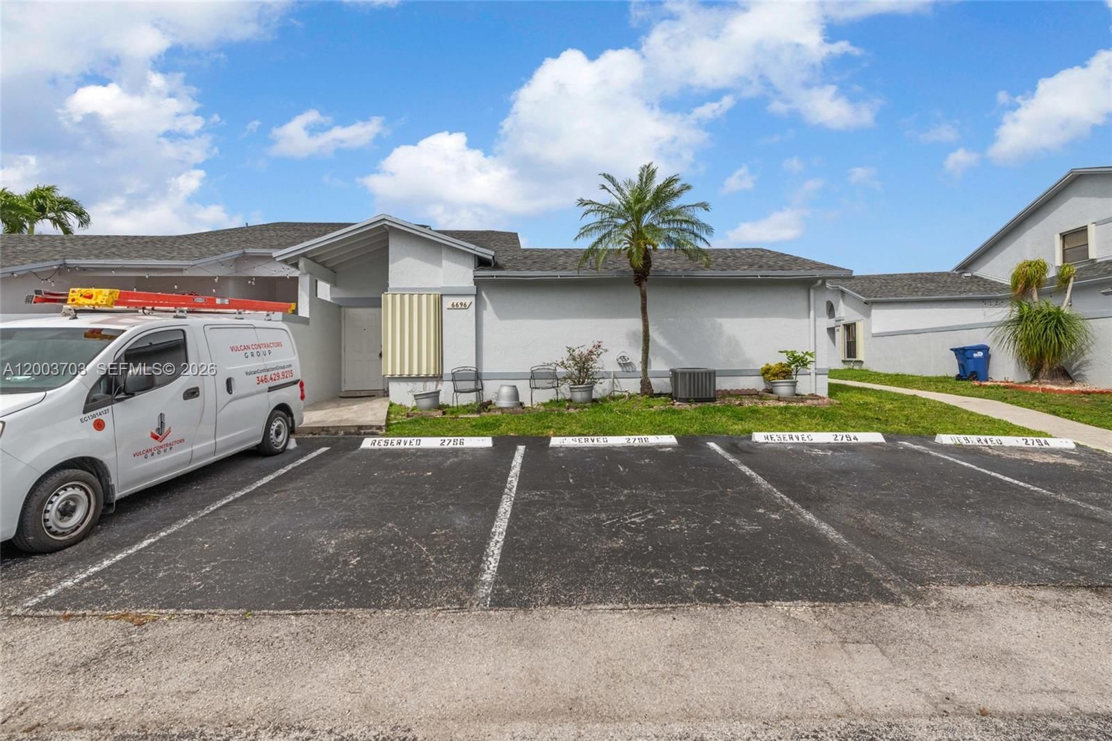 Real estate property located at 6696 152nd Pl #27-96, Miami-dade, Westwind Lakes Garden Hom, Miami, FL