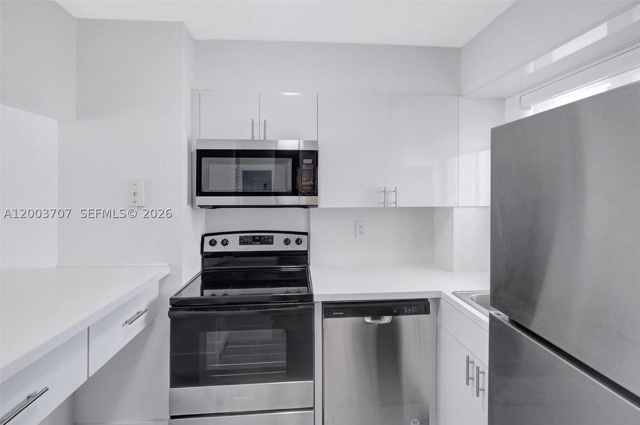 Real estate property located at 1345 Lincoln Rd #501, Miami-dade, Bayview Condo, Miami Beach, FL