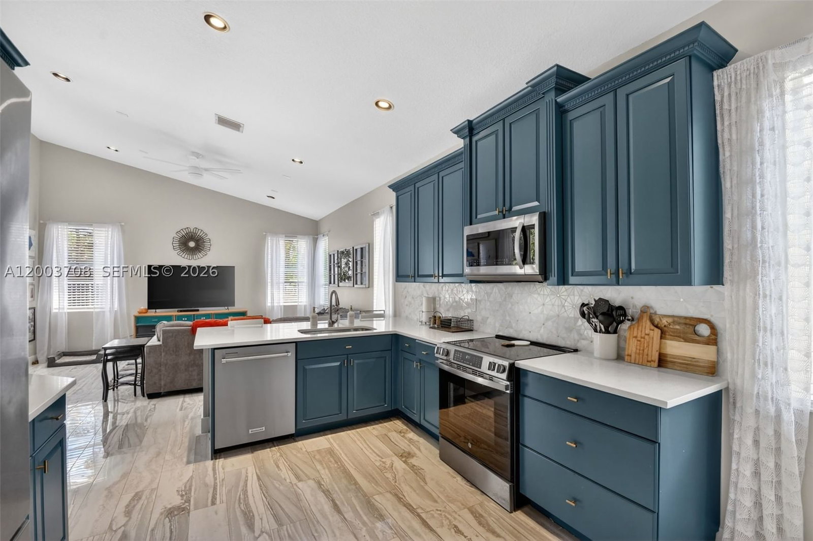 Real estate property located at 7579 Via Luria, Palm Beach, Villages Of Windsor 3, Lake Worth, FL