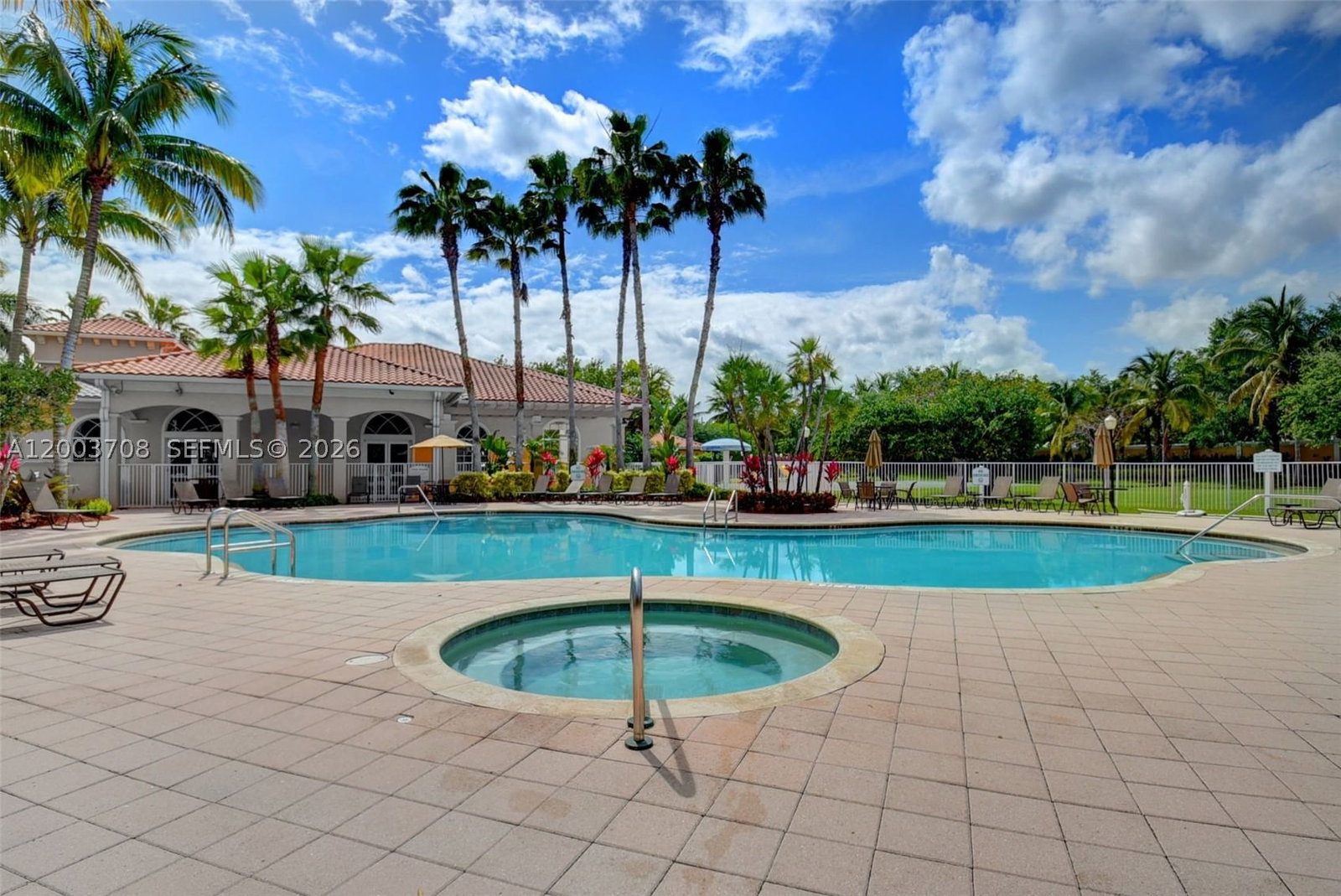 Real estate property located at 7579 Via Luria, Palm Beach, Villages Of Windsor 3, Lake Worth, FL