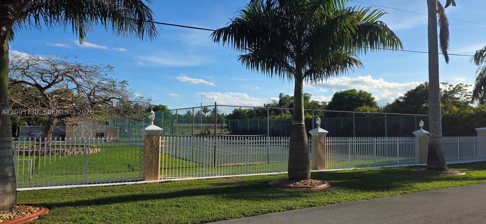 Real estate property located at 11650 17th Ct, Broward, Fla Fruit Lands Co Sub No, Plantation, FL