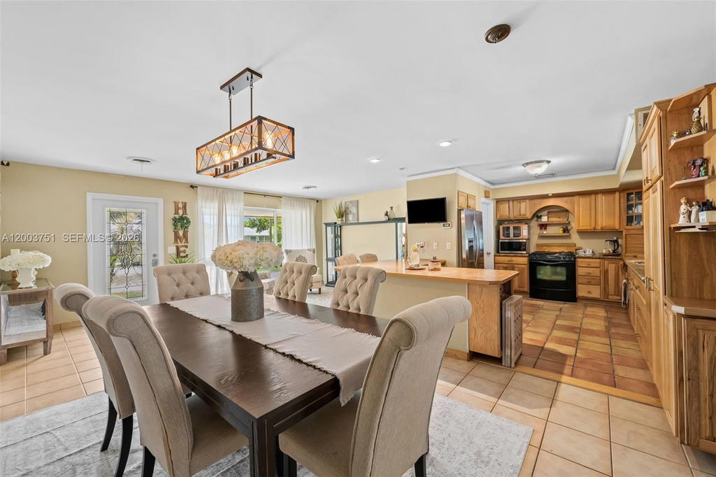 Real estate property located at 1925 39th Ave, Broward, Hollywood Hills, Hollywood, FL