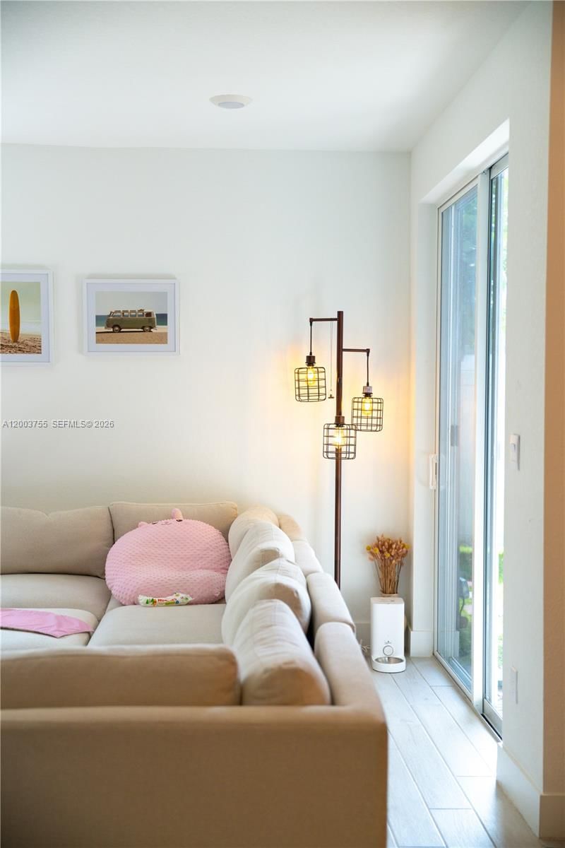 Real estate property located at 138 171st Way, Broward, Merrick Square, Pembroke Pines, FL