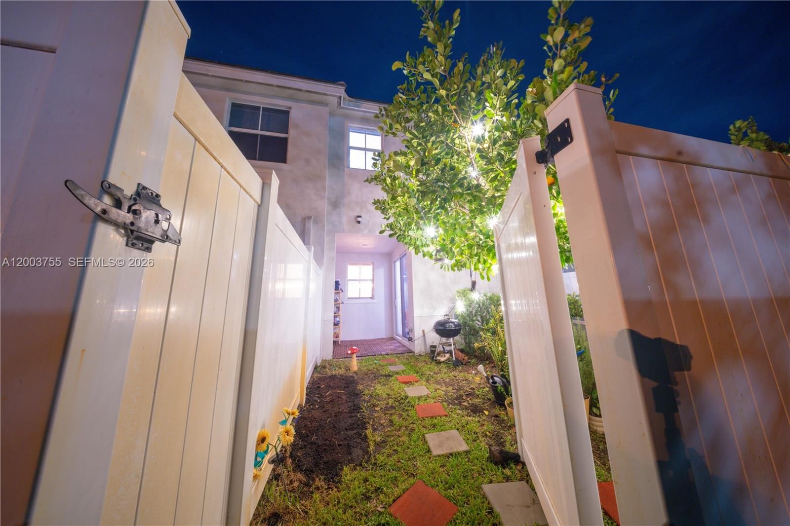 Real estate property located at 138 171st Way, Broward, Merrick Square, Pembroke Pines, FL