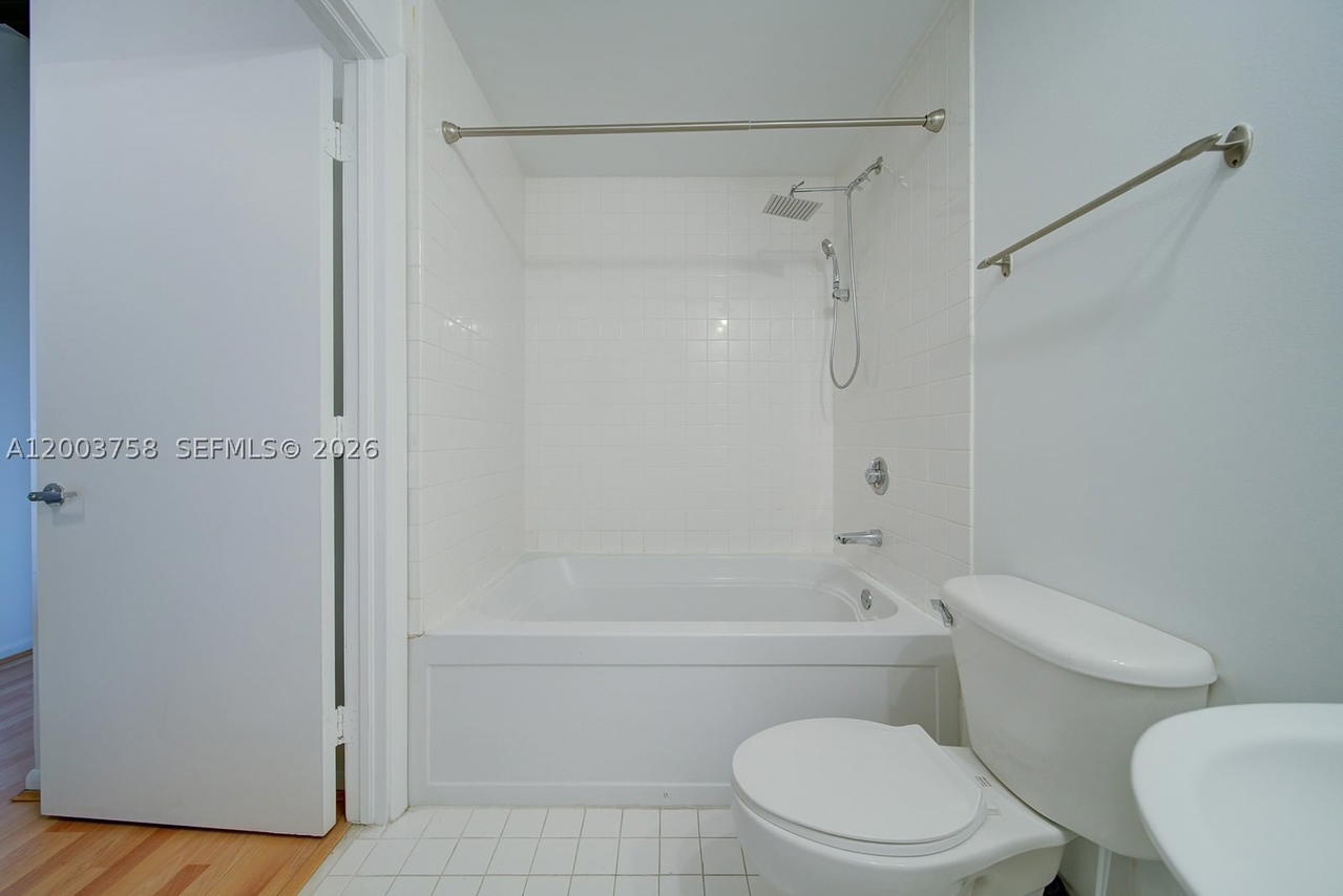 Real estate property located at 10 South River Dr #708, Miami-dade, Neo Condo, Miami, FL