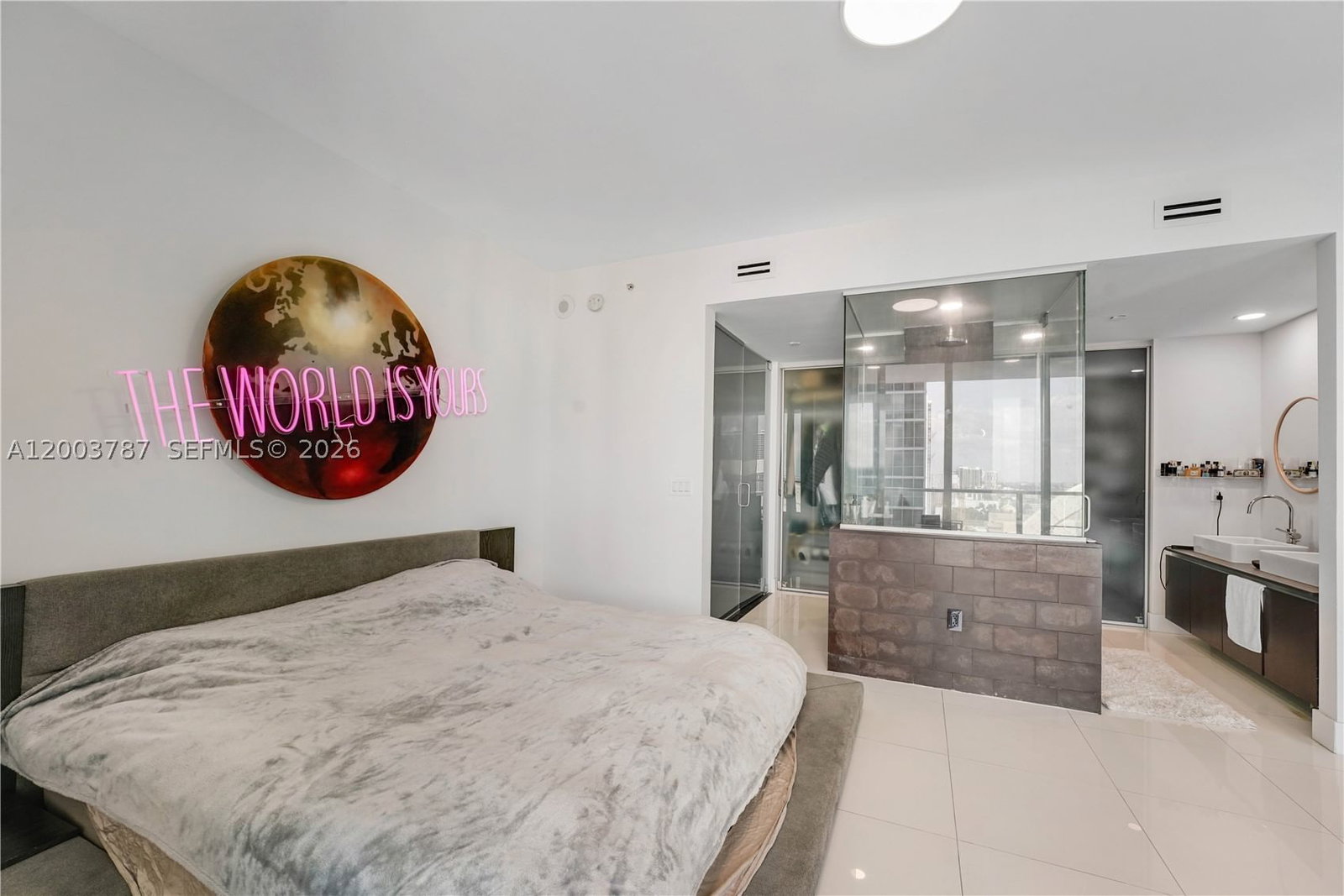 Real estate property located at 1040 Biscayne Blvd #1905, Miami-dade, Ten Museum Pk Residential, Miami, FL