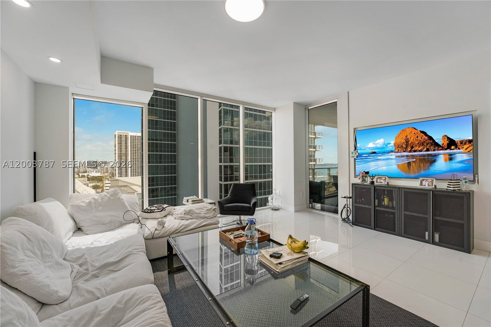 Real estate property located at 1040 Biscayne Blvd #1905, Miami-dade, Ten Museum Pk Residential, Miami, FL