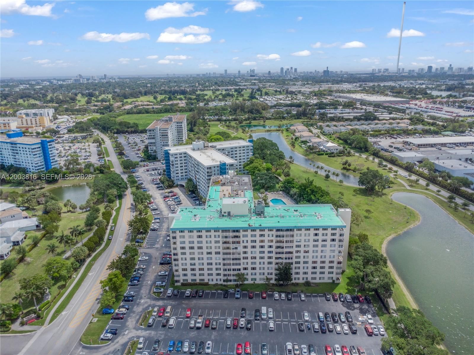 Real estate property located at 4330 Hillcrest Dr #1017, Broward, Hillcrest East No 23 Cond, Hollywood, FL