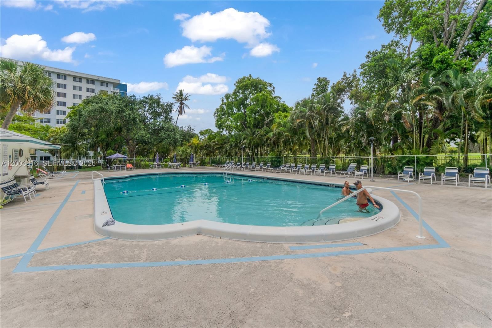 Real estate property located at 4330 Hillcrest Dr #1017, Broward, Hillcrest East No 23 Cond, Hollywood, FL